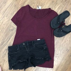 🌻3/$10 Basic Maroon T Shirt